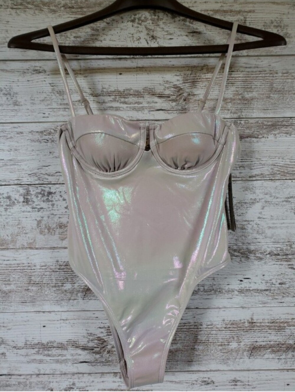 No Boundaries Pearl Iridescent One Piece Swimsuit Mermaid Bodysuit Vacation 8/10